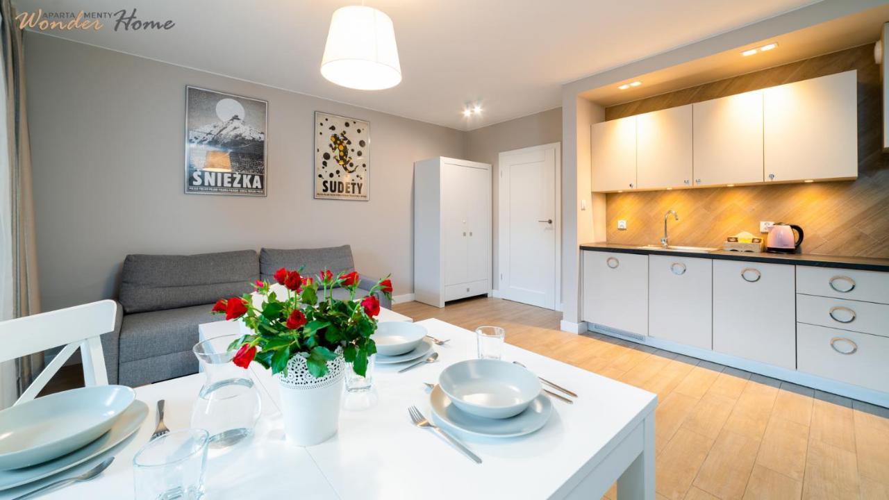 Wonder Home - Apartamenty Residence Karpacz Blisko Stoku Narciarskiego, Z Balkonami I Parkingiem المظهر الخارجي الصورة
