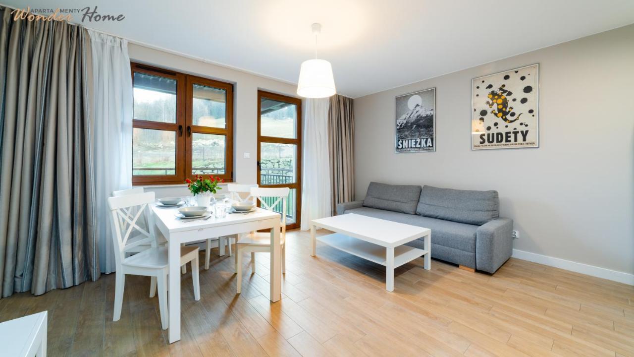 Wonder Home - Apartamenty Residence Karpacz Blisko Stoku Narciarskiego, Z Balkonami I Parkingiem المظهر الخارجي الصورة